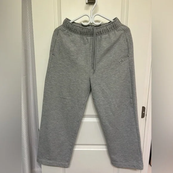 Alo - Picture 1 of 4